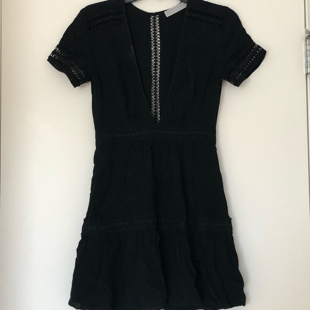 ARTICLE DRESS